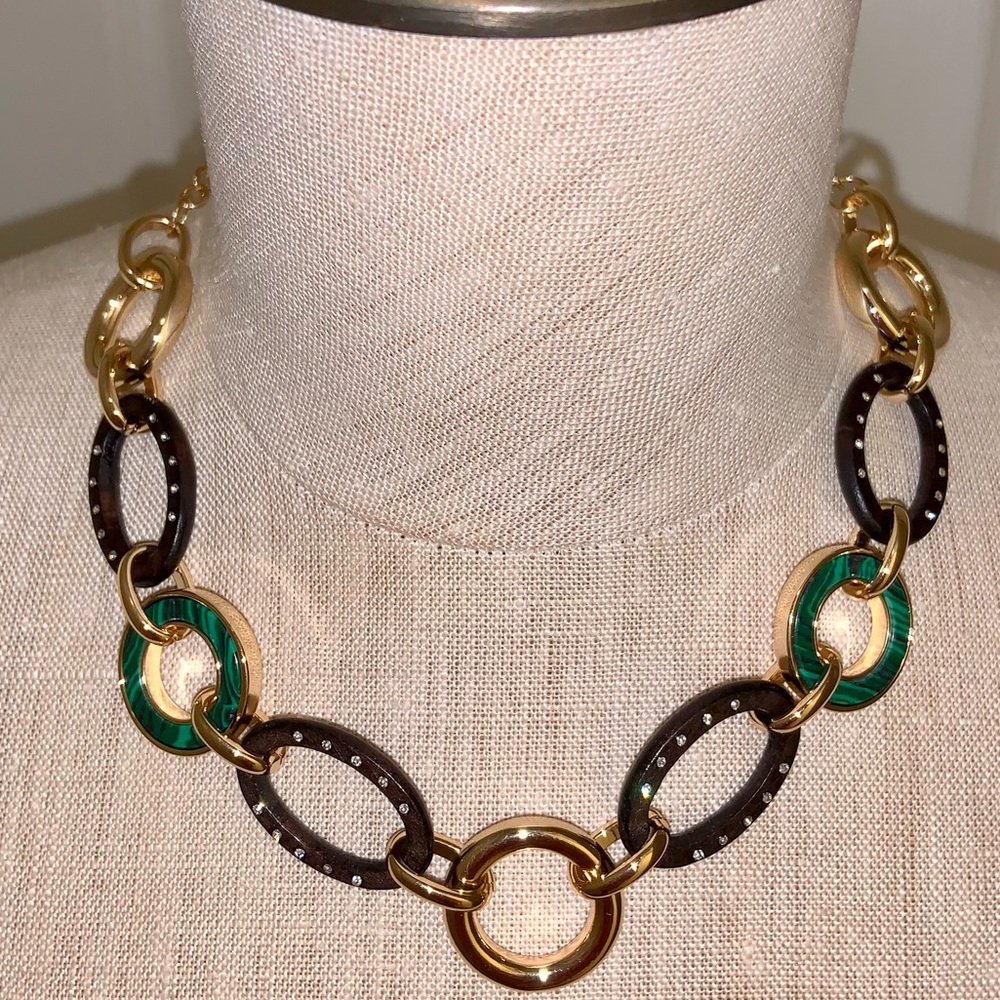 NWT WHBM GOLD, WOOD AND GREEN SHORT LINK NECKLACE - Picture 1 of 4